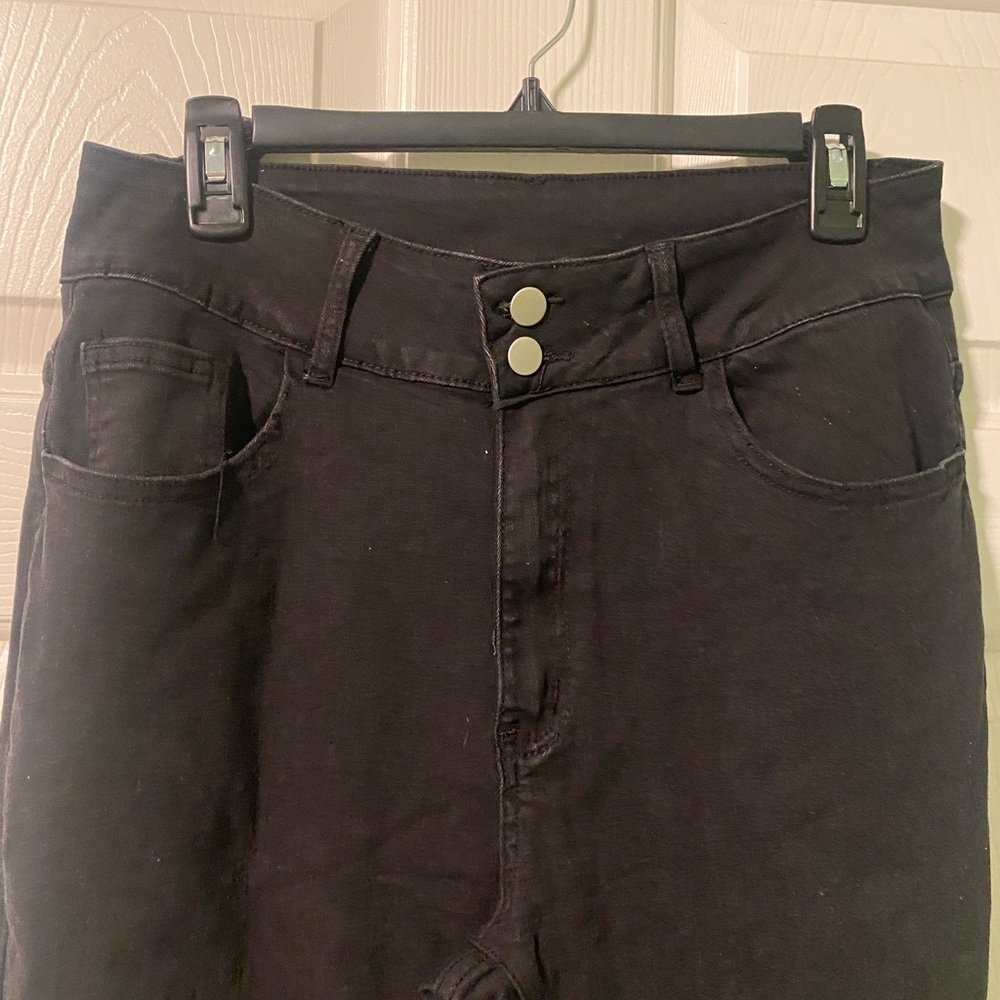 SHEIN Black Distressed Flare Jeans - Picture 2 of 3